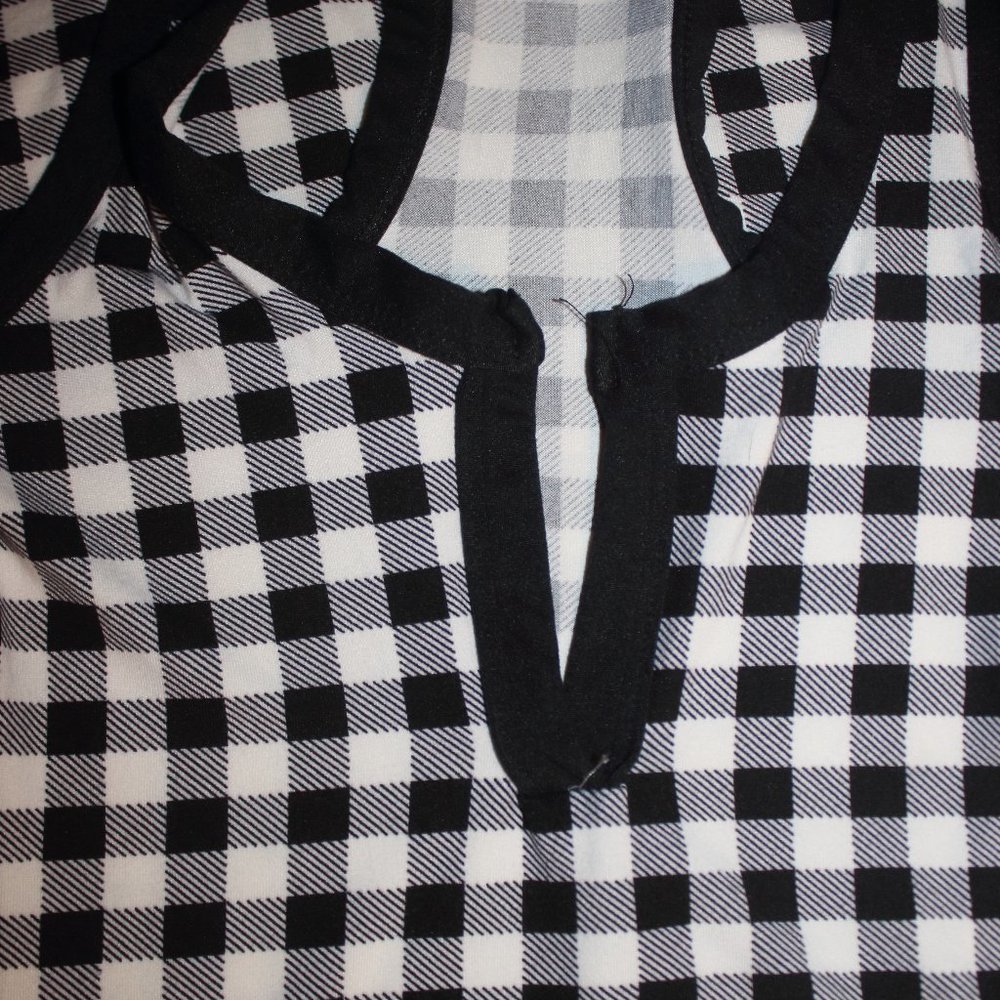 HPCALLIE GINGHAM BLACK&NAVY BODYCON MIDI DRESS(S) - Picture 10 of 11